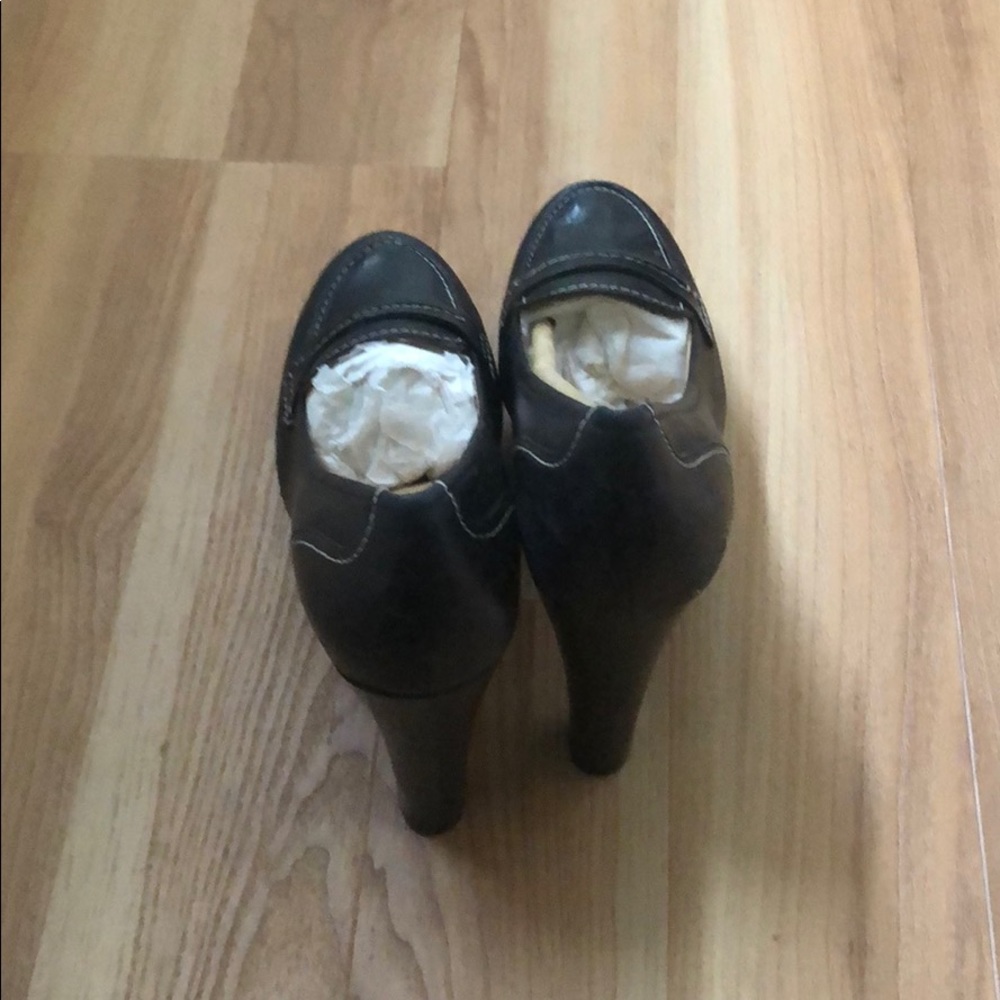 Never Worn Platform office shoes
